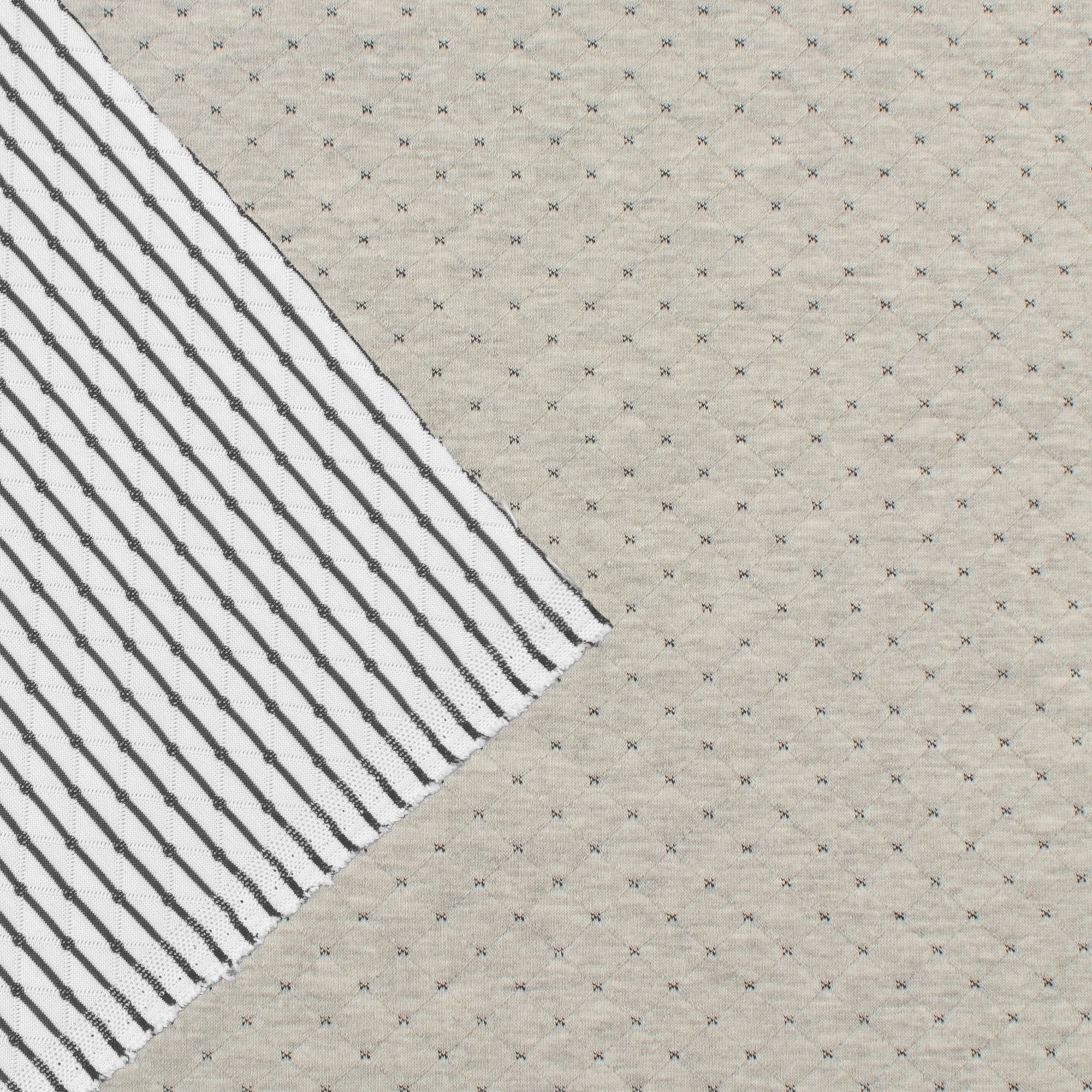 Star Quilt II Knit - ELLIE - 012 - Light Grey - Image 4