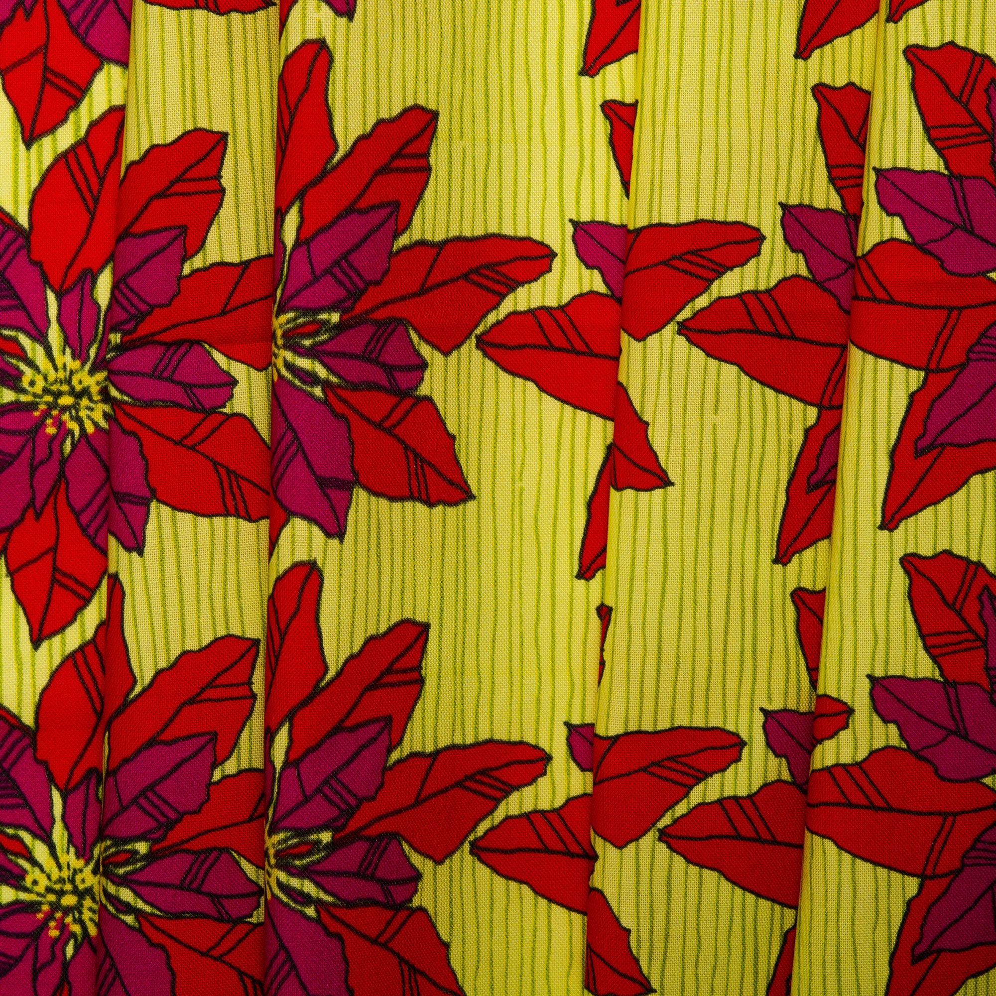Stashbuster Cotton - WINDHAM - Poinsettia - Lime - Image 4